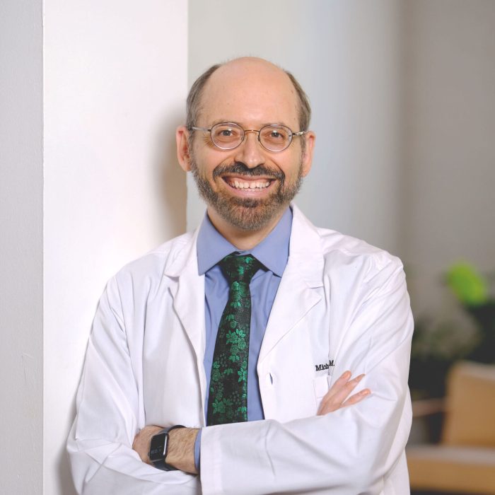 Dr. Michael Greger (online)